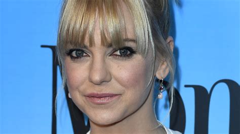 ana ferris|Anna Faris Left Mom And We Now Know Why